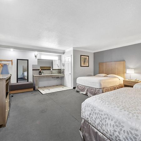 Americas Best Value Inn - Милпитас Экстерьер фото