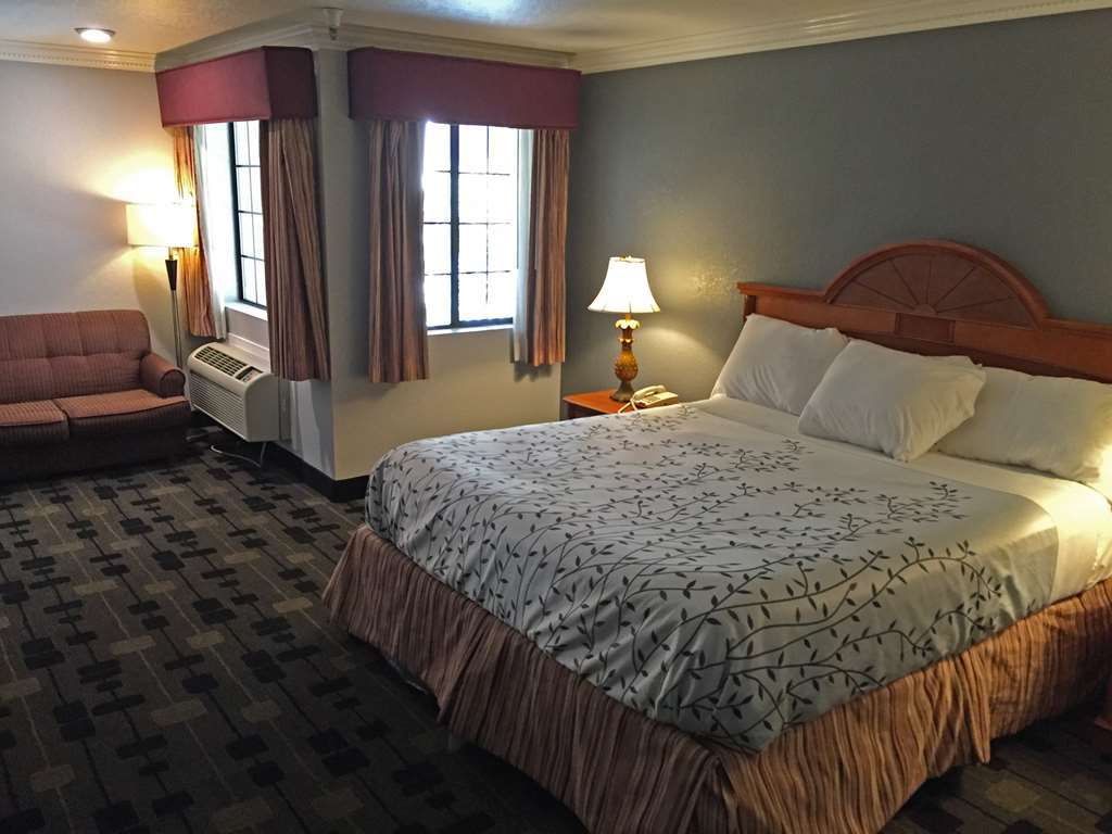 Americas Best Value Inn - Милпитас Номер фото